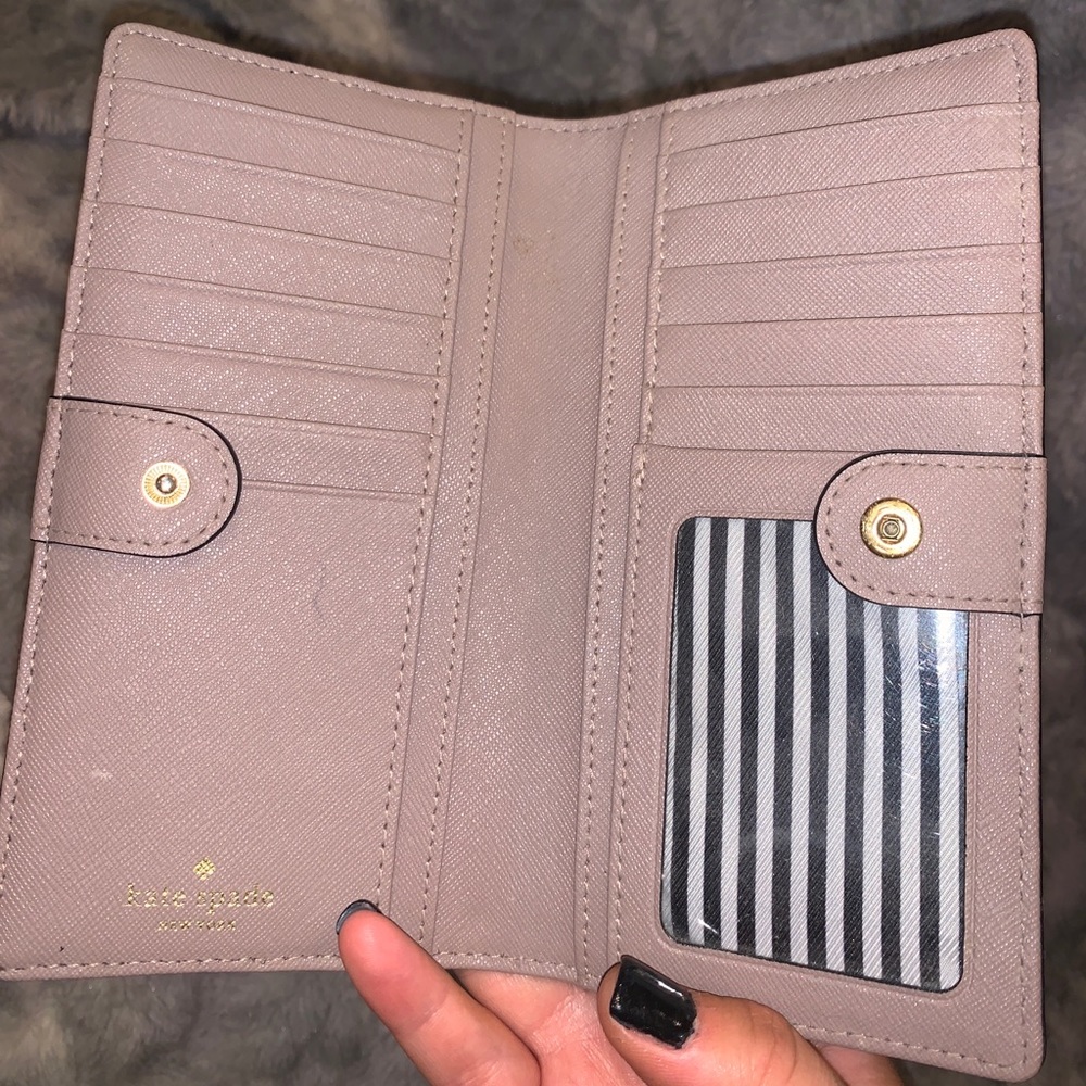 Kate Spade Wallet - Picture 2 of 3